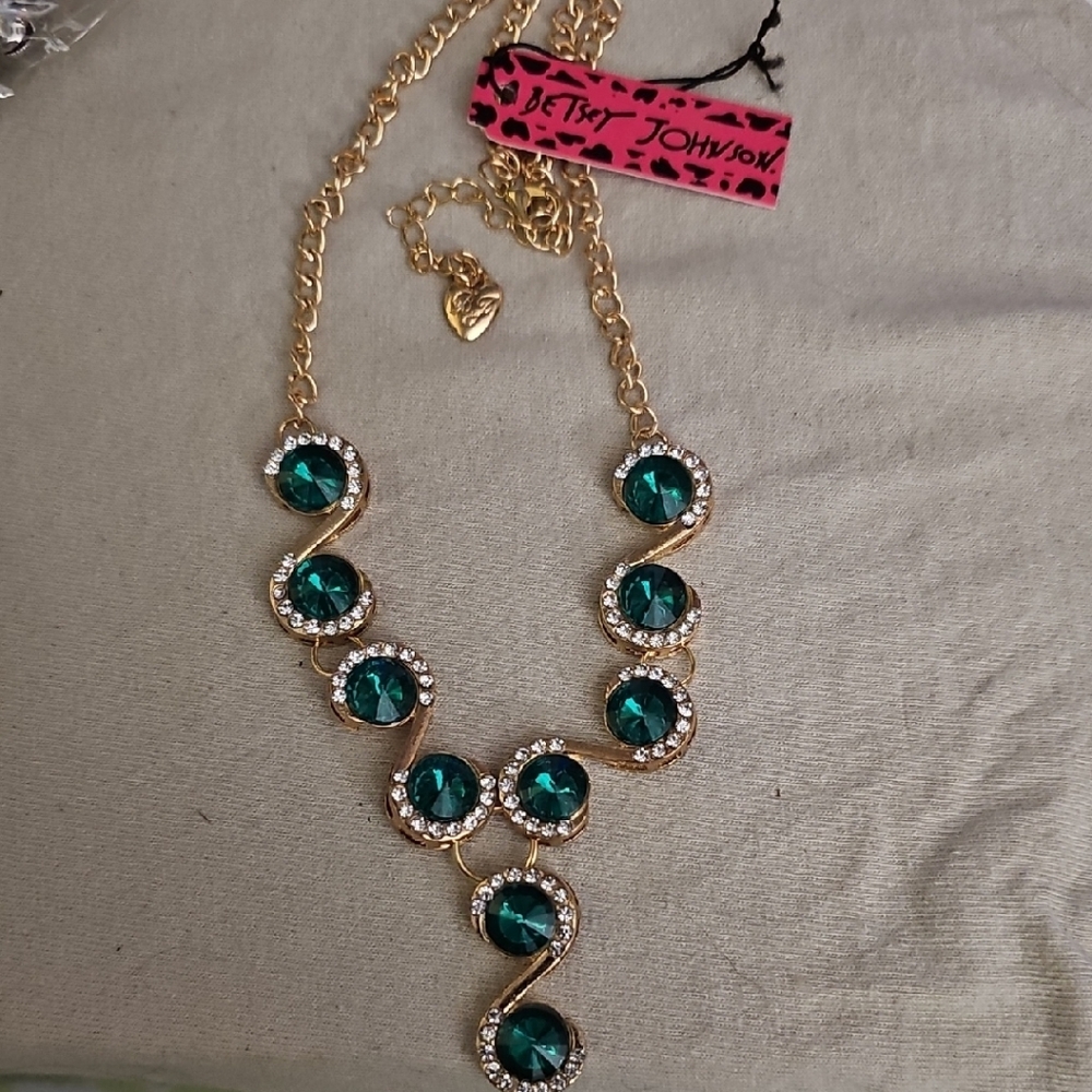 New Betsey Johnson Gold Necklace with Green Stone Accents
